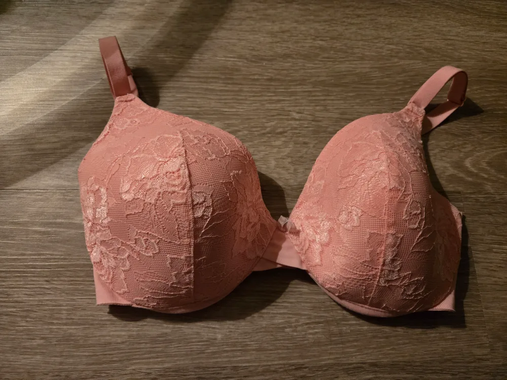 Women's bras thumbnail