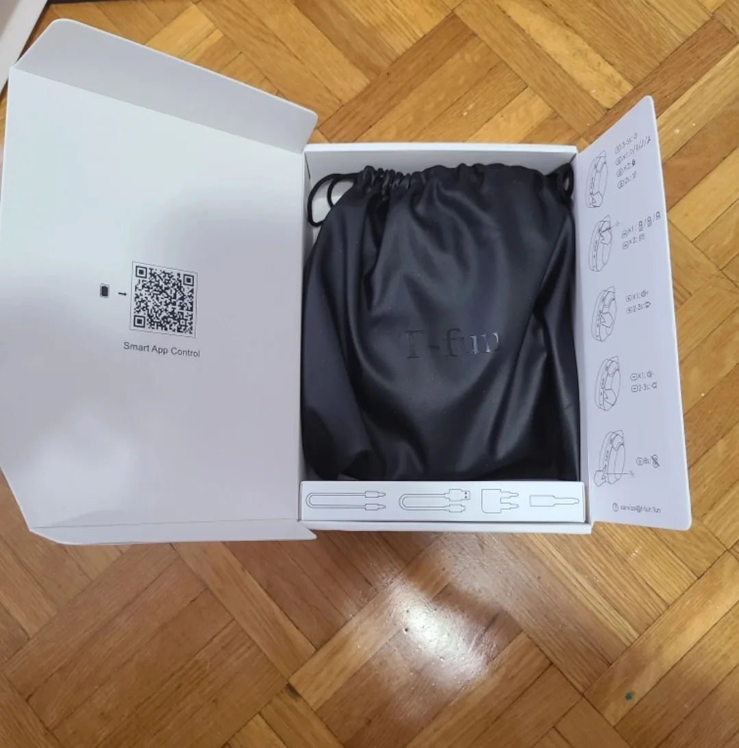 Hybrid Active Noise Cancelling Headphones (pink) image indicator(5)