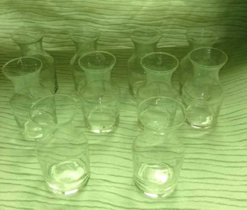 Set of  10 Clear Glass Decor Table Vases image indicator(2)