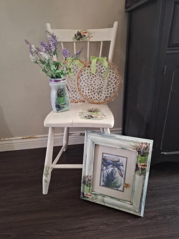 Purple Floral Arrangement image indicator(10)