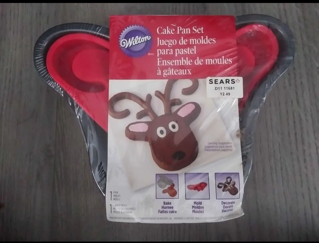 reindeer shape cake pan set thumbnail