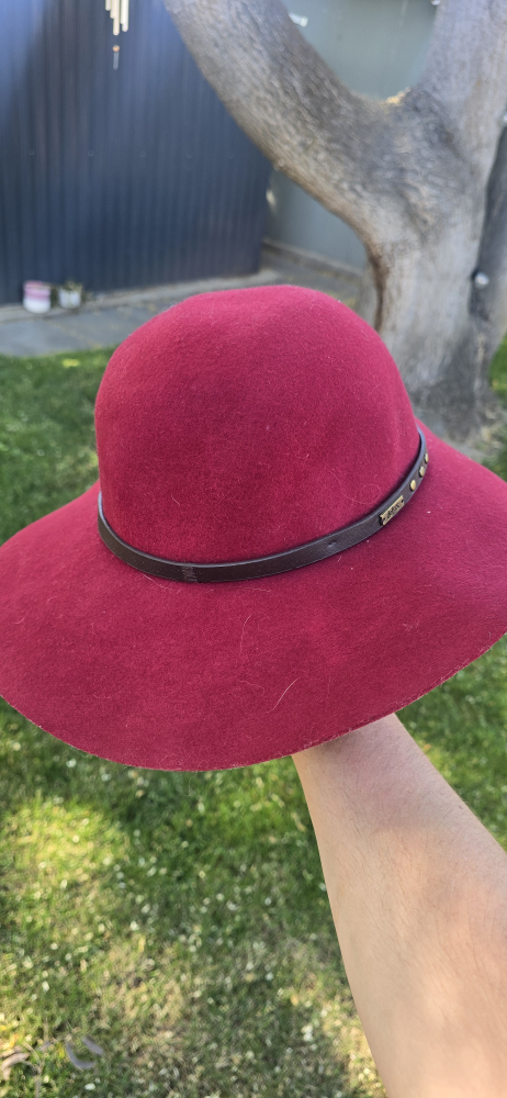 Delux Burgundy Hat
