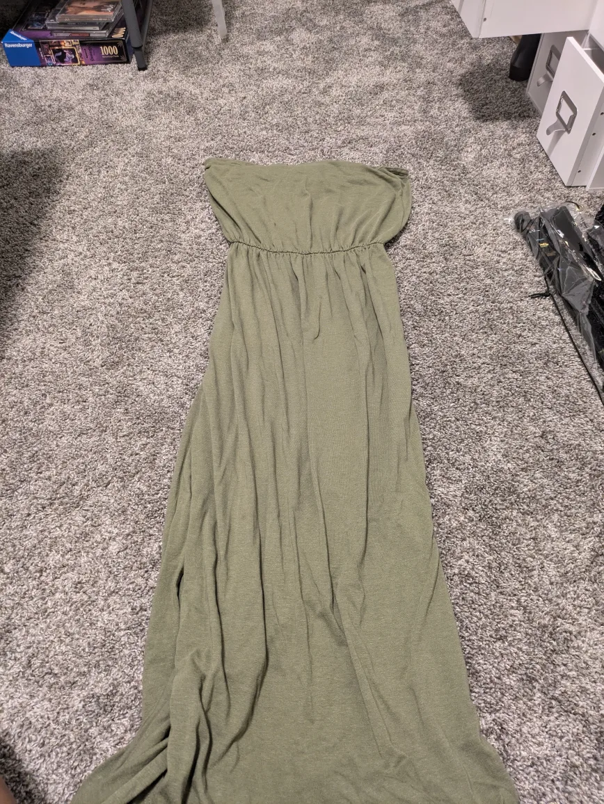 H&M Basics Olive Green Maxi Dress - Size M thumbnail