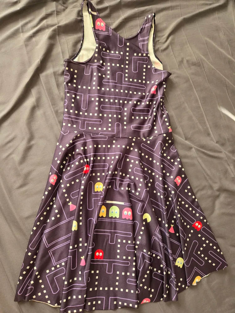Pac-Man dress image indicator(2)