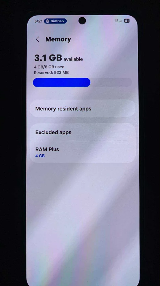 Samsung Galaxy Z Flip4 image indicator(3)