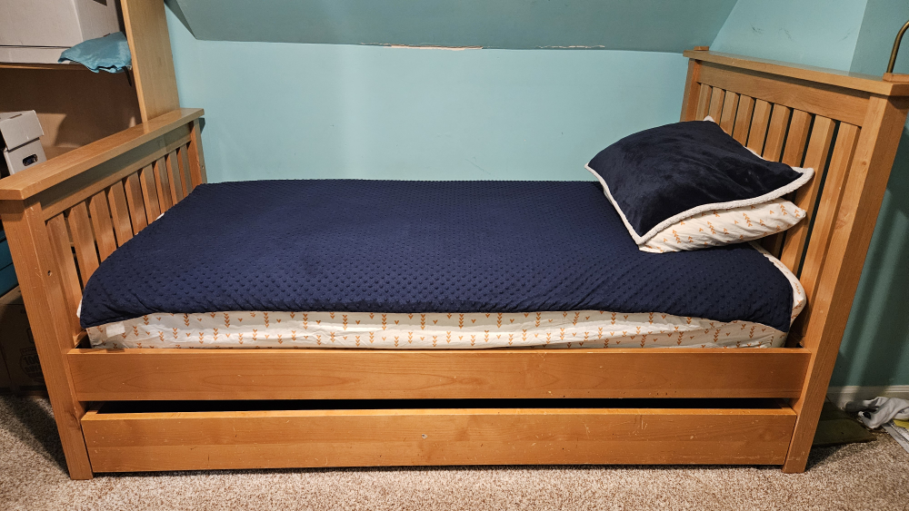 Twin Land of Nod Bed Frame with Pull Out Trundle - photo 2