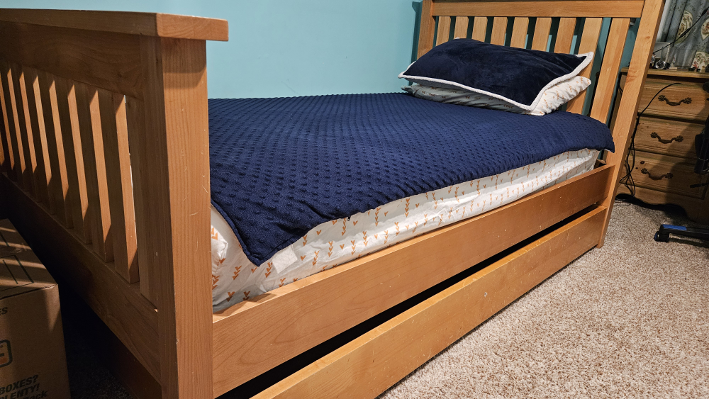 Twin Land of Nod Bed Frame with Pull Out Trundle - photo 3