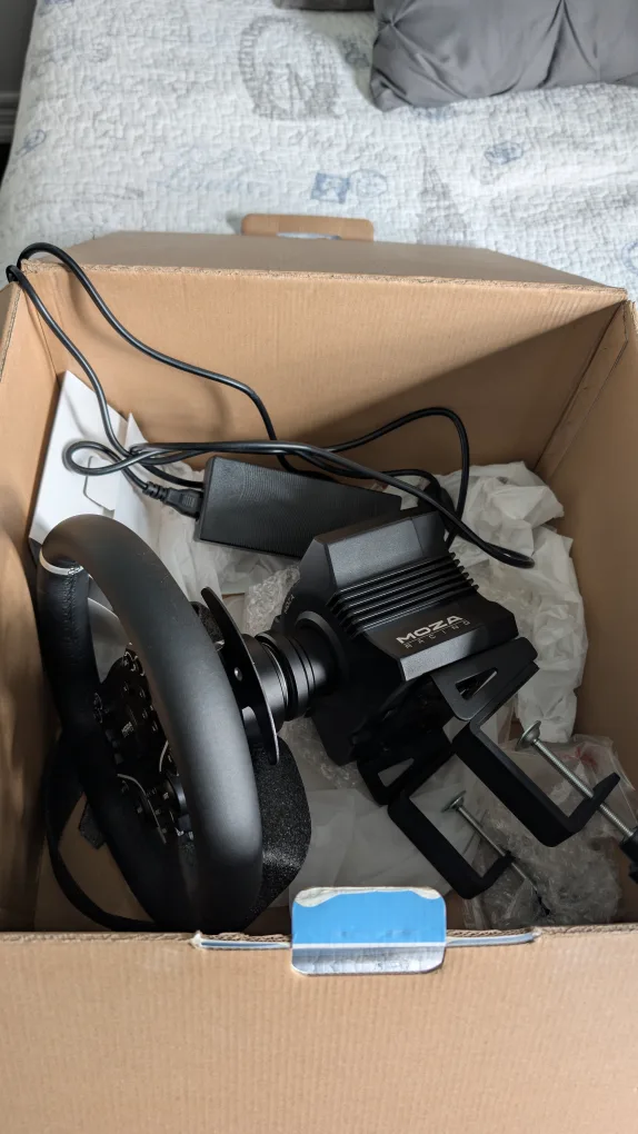 MOZA R5 Racing Simulator image indicator(3)