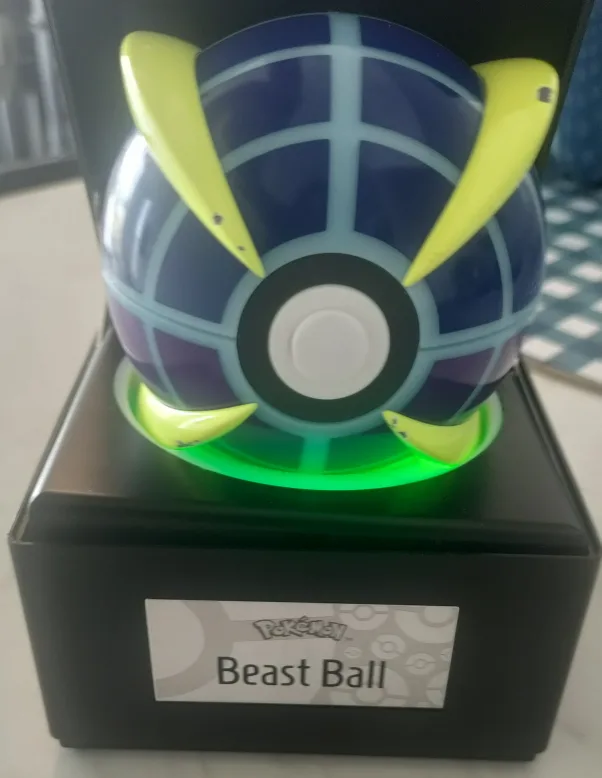 Pokemon Beast Ball Replica image indicator(2)