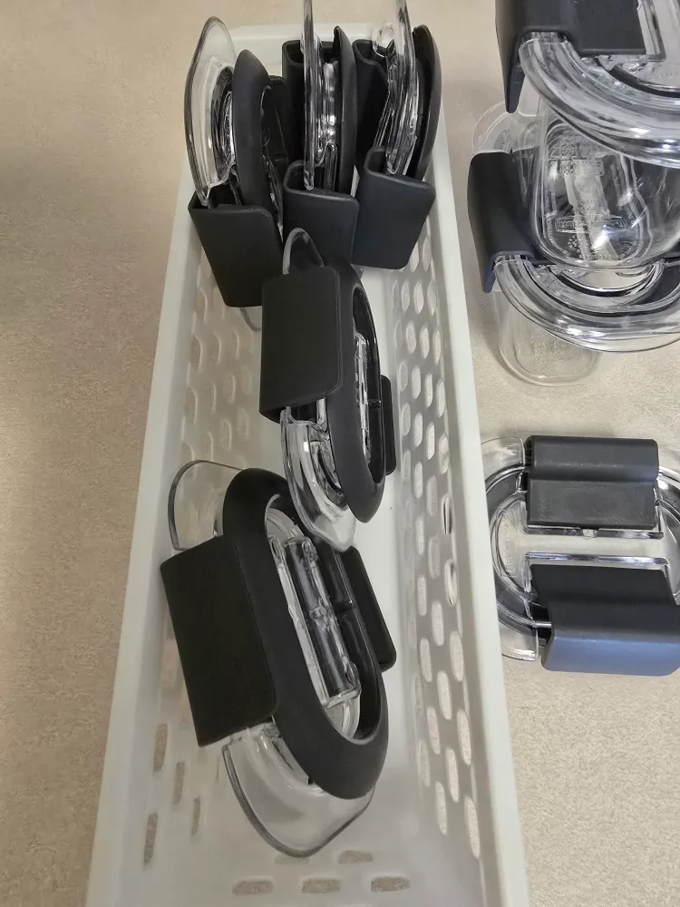 Rubbermaid Brilliance Food Storage Containers image indicator(8)