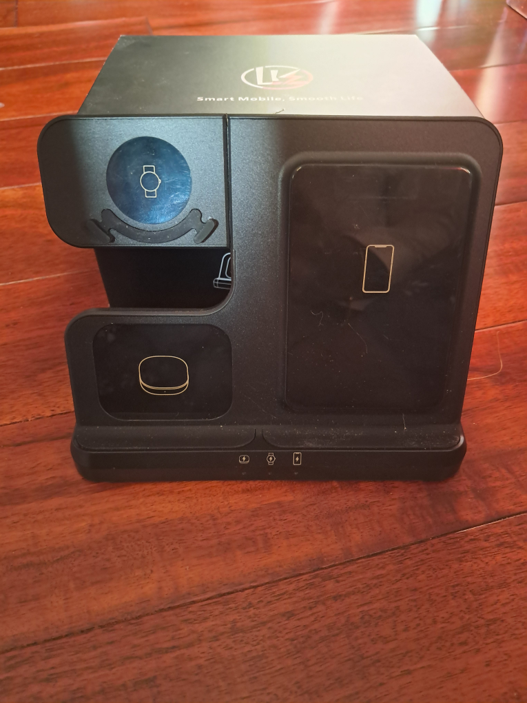LK Smart Mobile, Smooth Life Charger