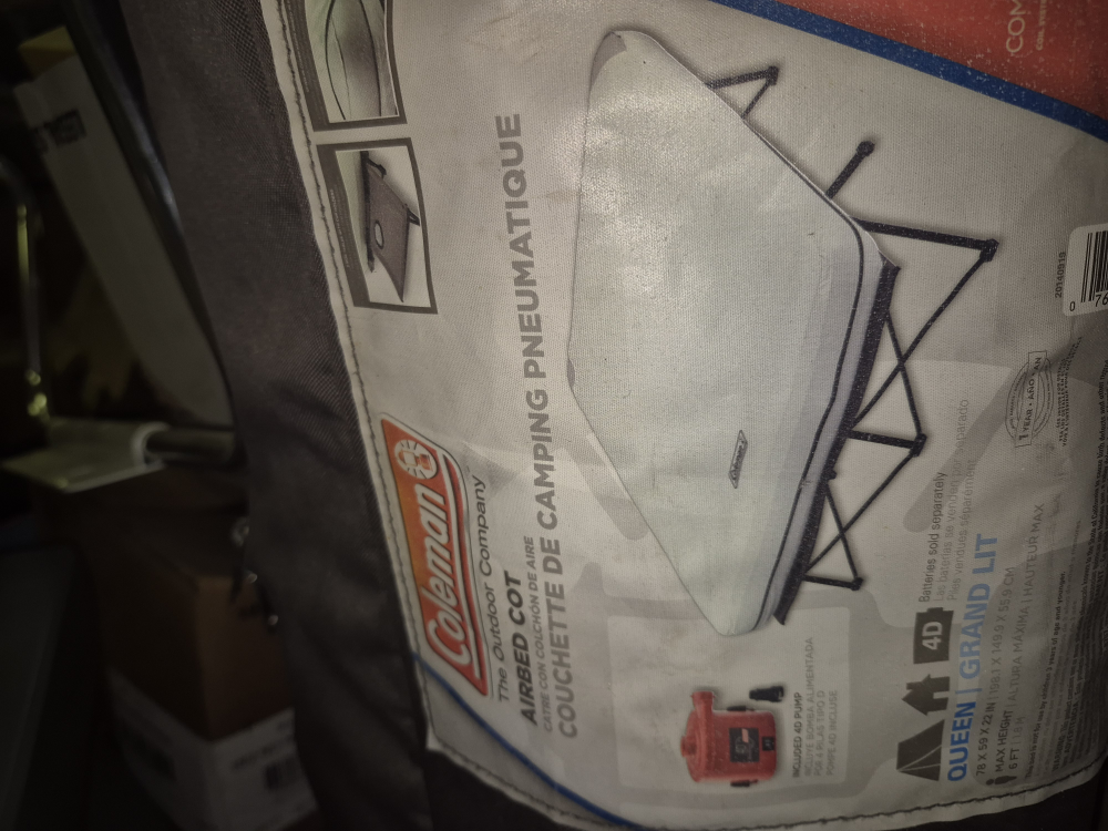Coleman Queen Airbed Cot with 4D Pump