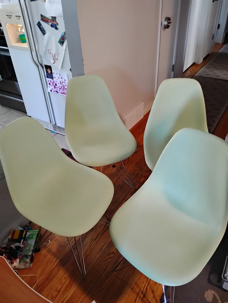 Neidig Dining Chairs - Set of 4, Light Green thumbnail
