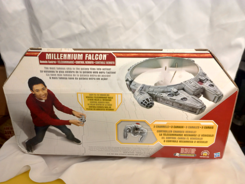 Star Wars Millennium Falcon Remote Control Ship - photo 3