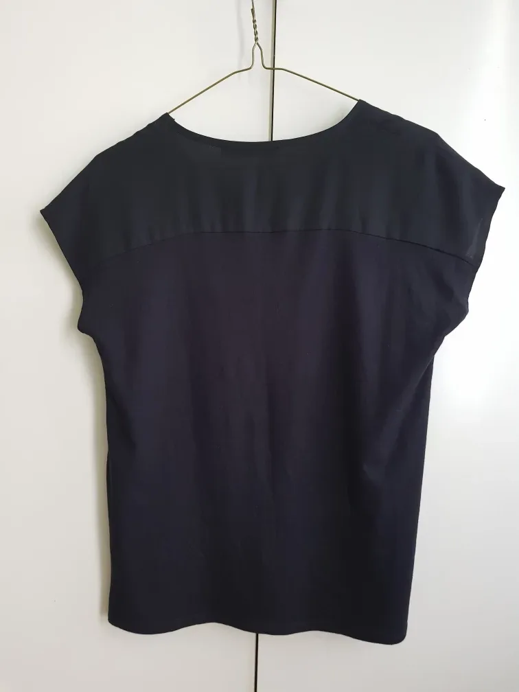 G2000 Women Black Top Small image indicator(2)