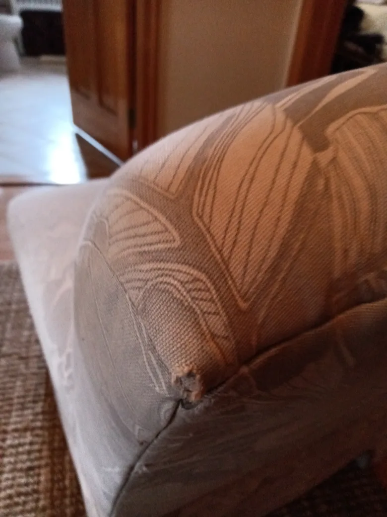 Armless Accent Chair image indicator(10)