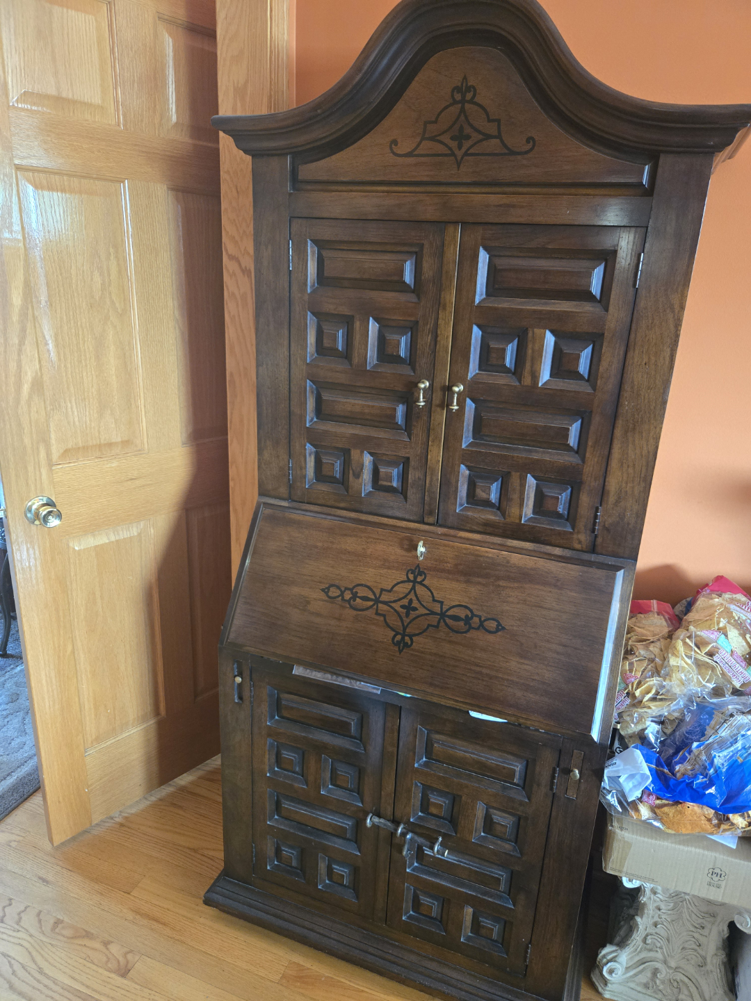 Vintage Style Wooden Cabinet