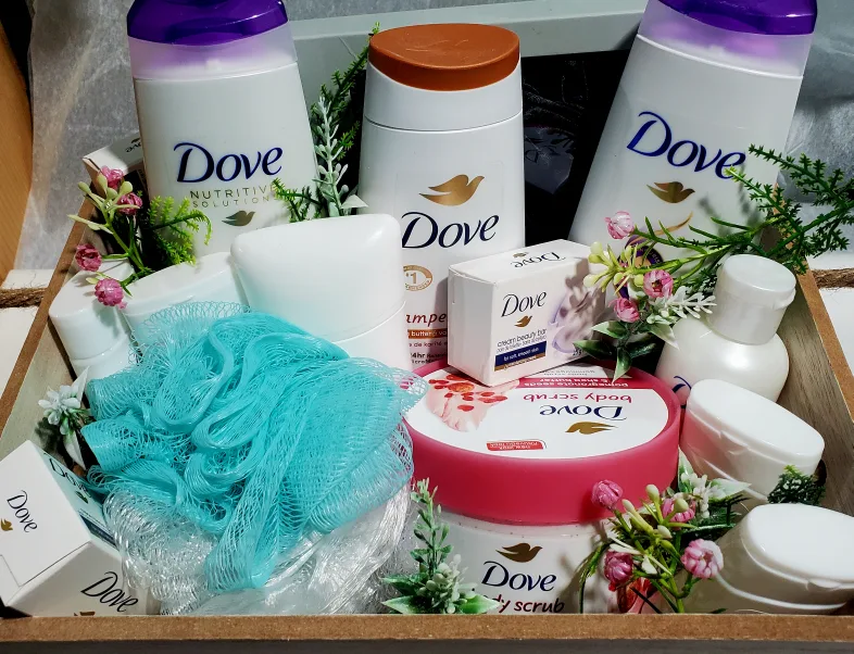Dove Beauty & Bath Gift Set thumbnail