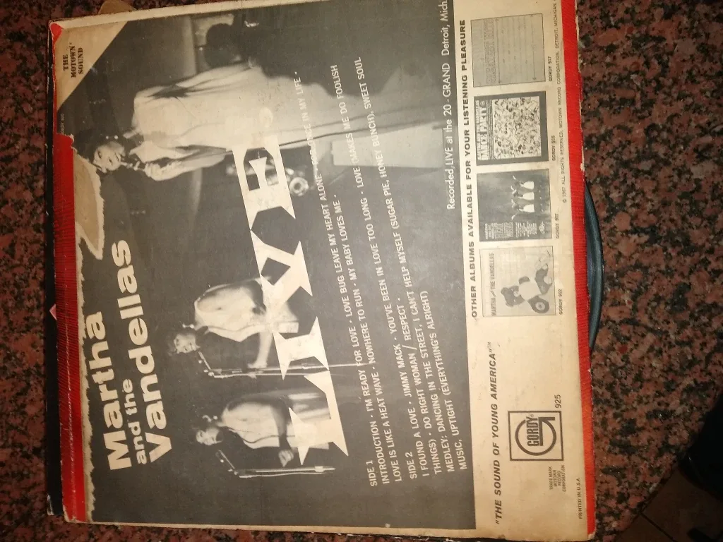 Martha and The Vandellas Record image indicator(2)