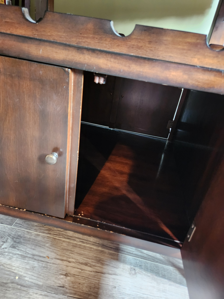 Used, good condition,  Bar Table with storage and 4 Chairs - photo 5