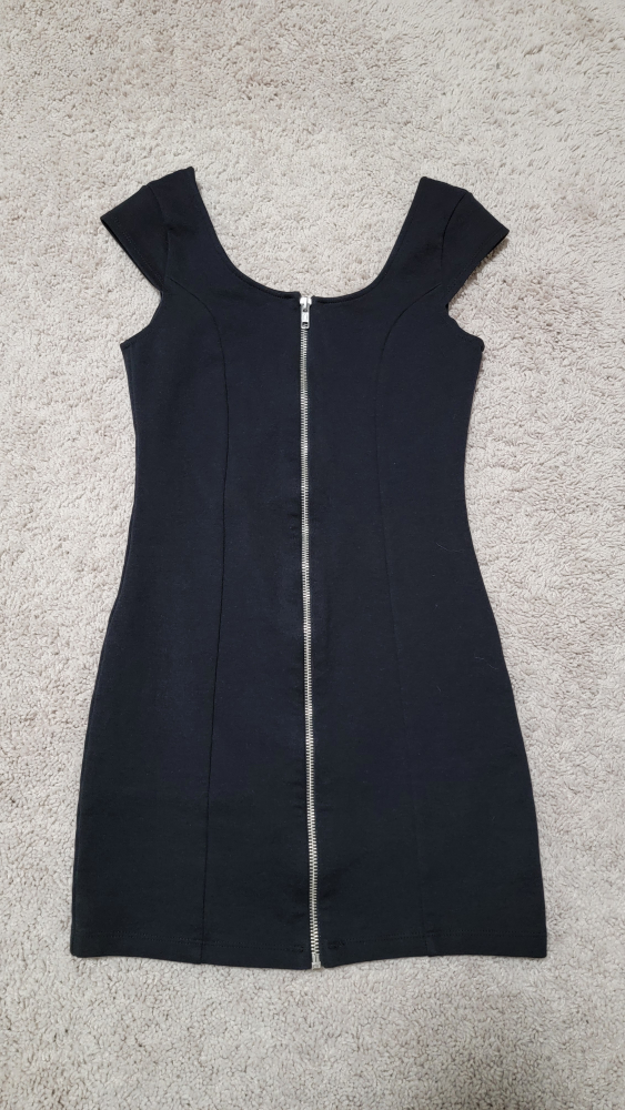H&M Black Mini Dress with Zipper Detail - photo 4