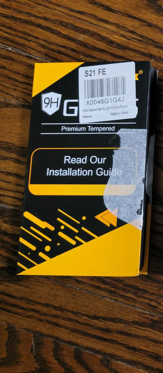 Official Samsung Galaxy S21 FE Phone Case & 3 Screen Protectors image indicator(5)