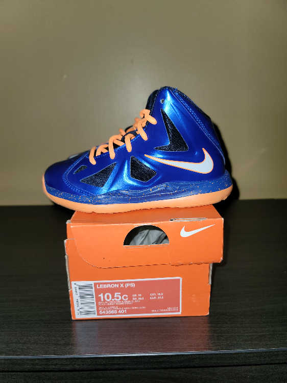 Superhero LeBron X - photo 3