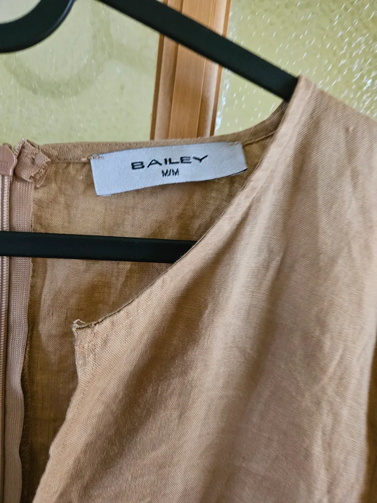 long linen dress image indicator(4)