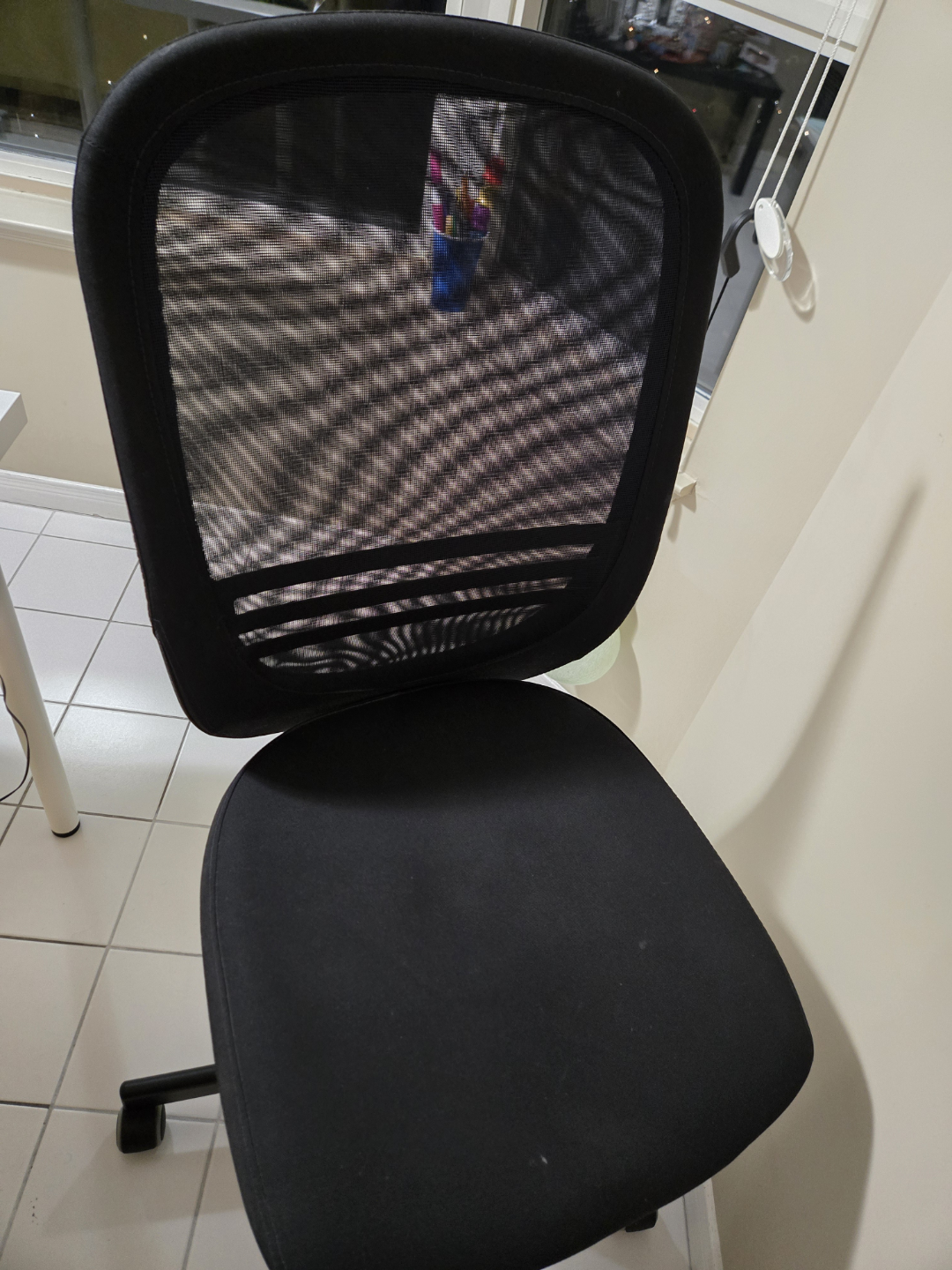 Black Mesh Back Office Chair - photo 3