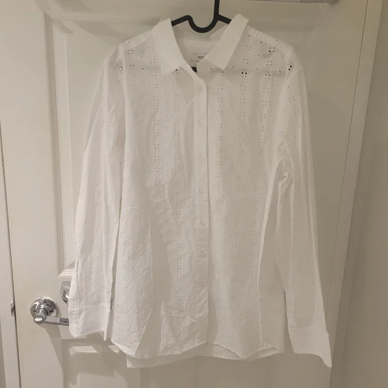 Ricki's White Eyelet Blouse - Size XL thumbnail