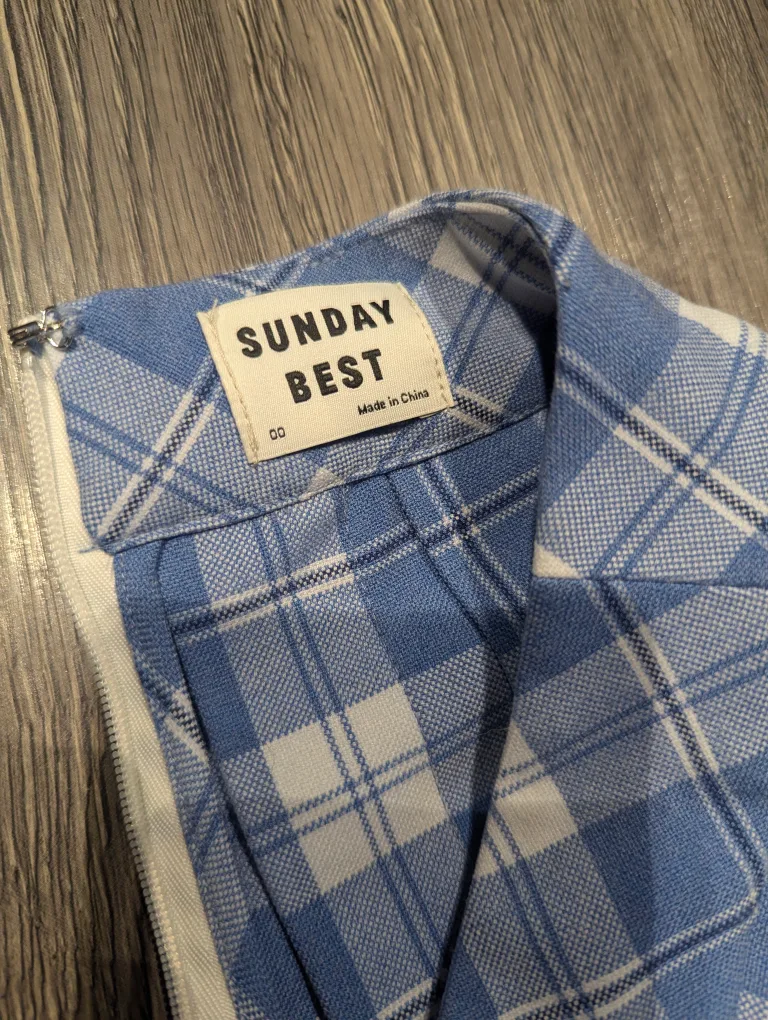 Aritzia Sunday Best Blue plaid pleated skirt image indicator(3)