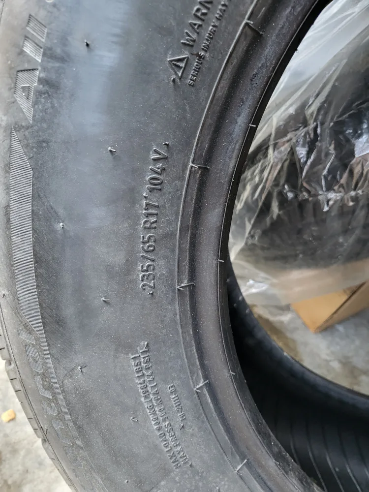 BFGoodrich All-Season Tire 235/65 R17 thumbnail