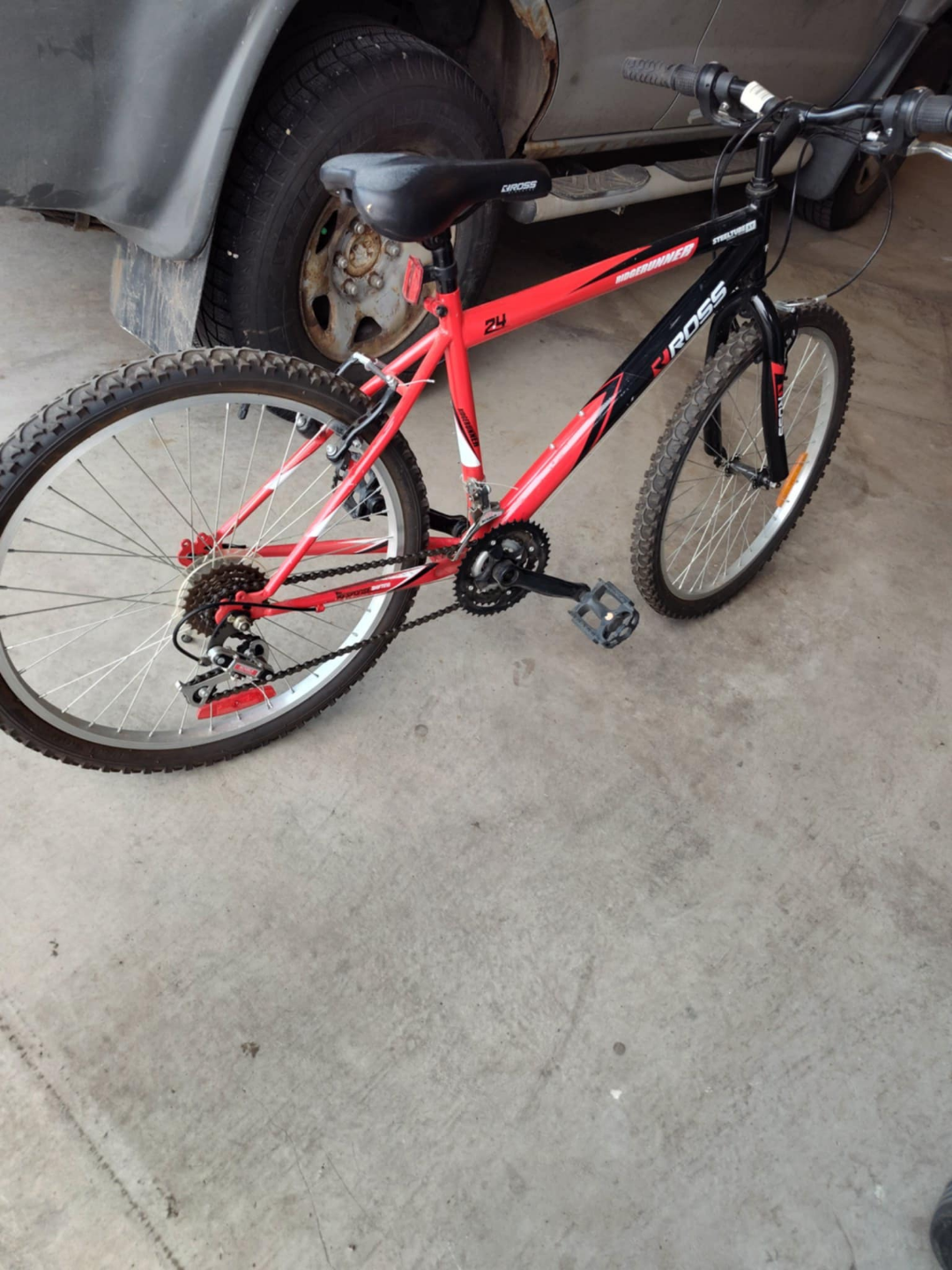 Ross Ridgerunner 18-Speed Bike - photo 2