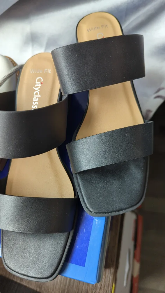 Brand New Shoes image indicator(6)