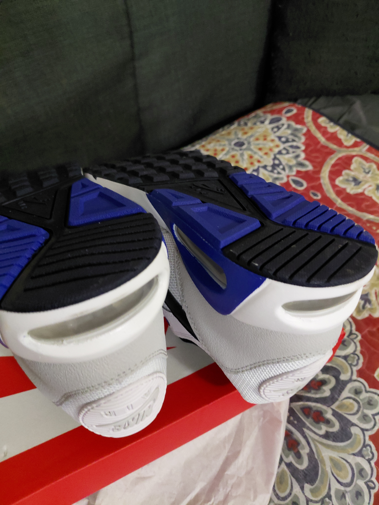 BRAND NEW NIKE AIR MACX  CORRELATE MENS SIZE 10/5.  65 - photo 4