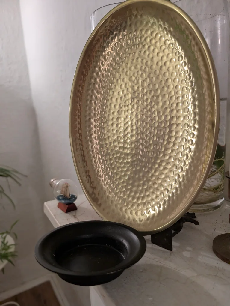 Gold Hammered Tray / Candle Dish image indicator(3)