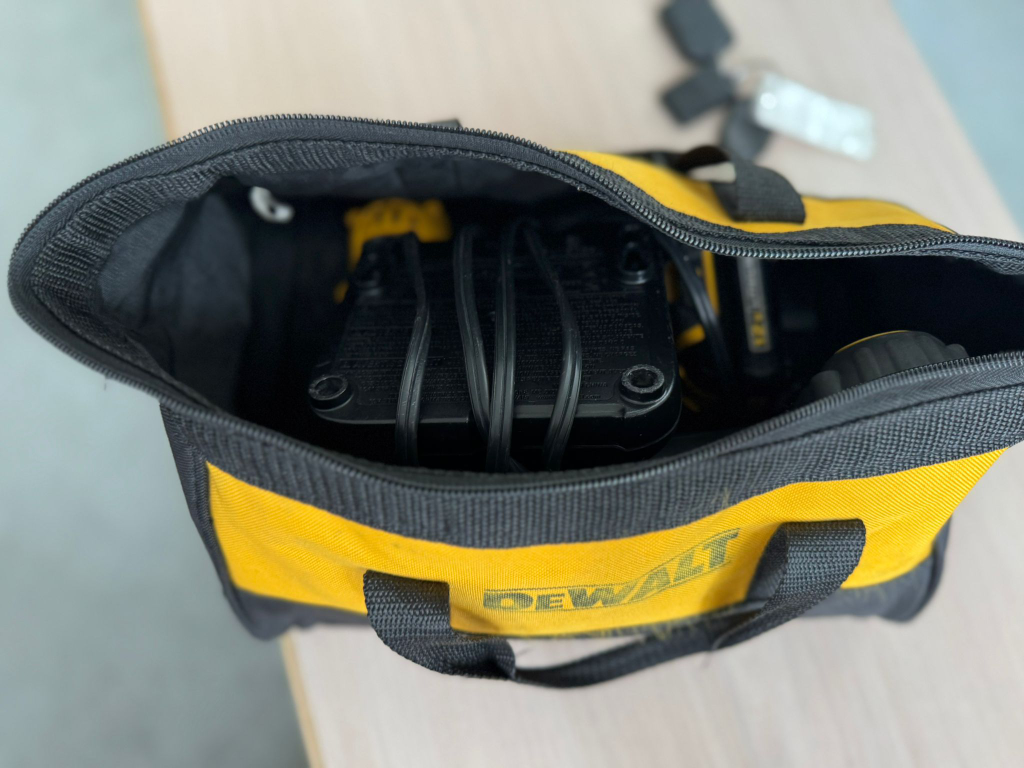 DeWalt 12V MAX Cordless Drill/Driver Kit - photo 5
