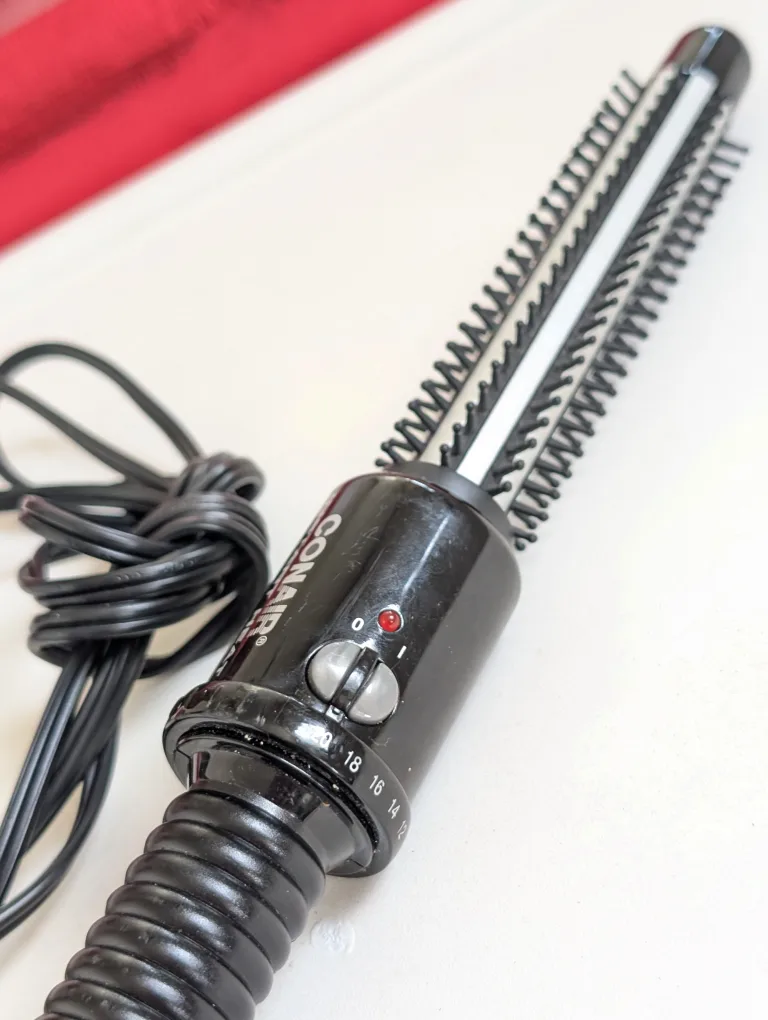 Conair Instant Heat Hot Air Brush image indicator(2)