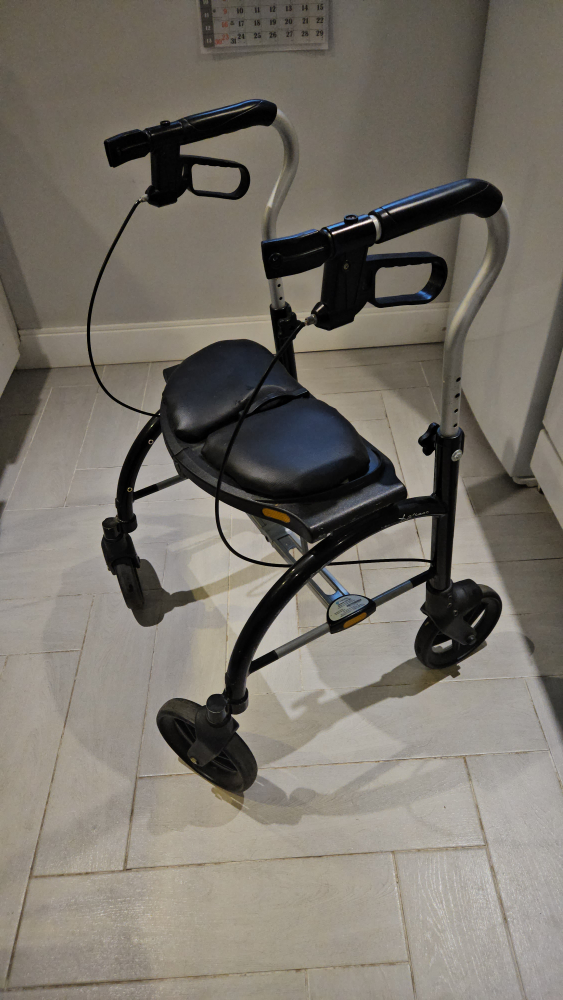 Medigas Rollator Walker with Seat - photo 2