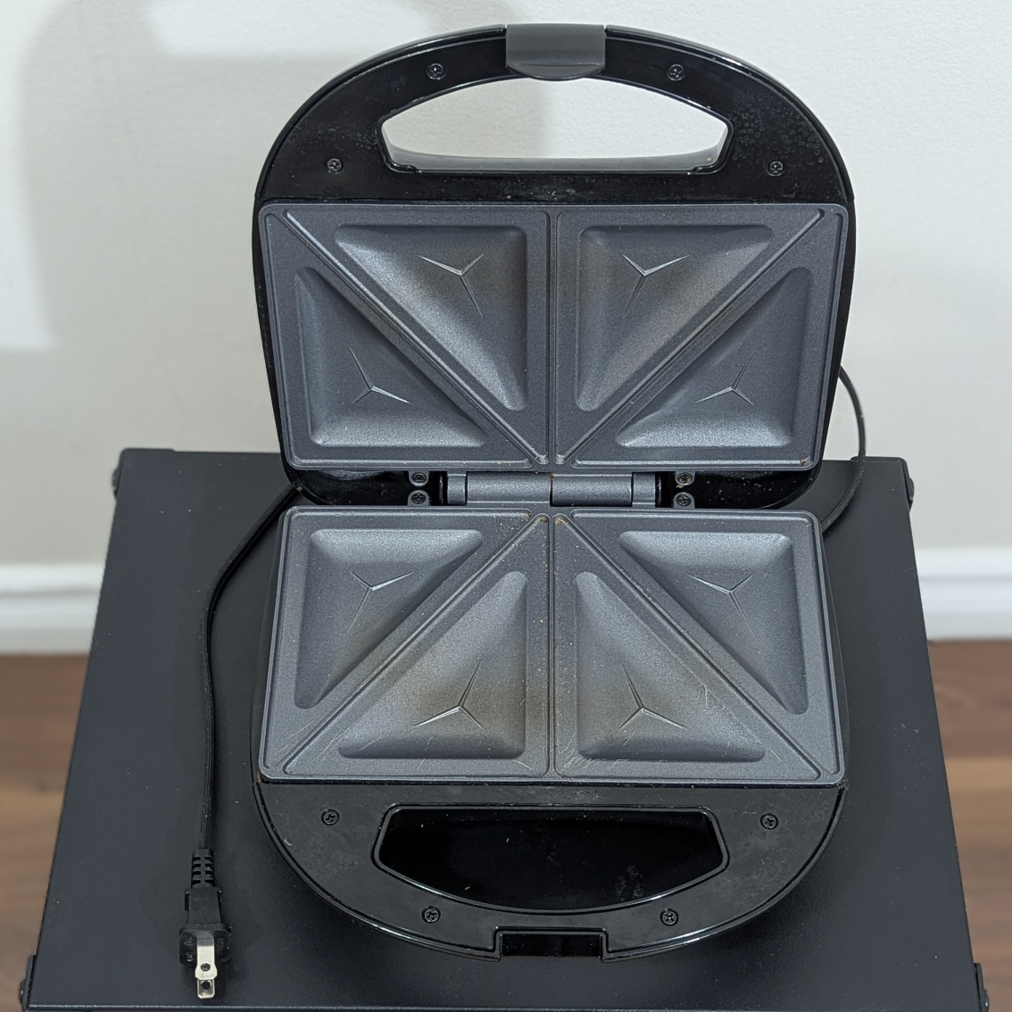 Toastmaster Sandwich Maker - photo 3
