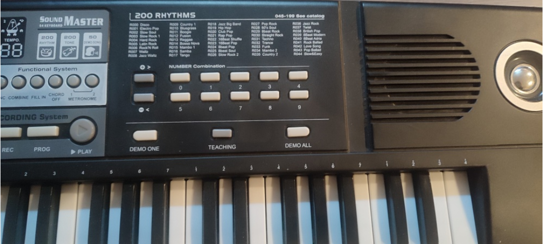 Sound Master 54 Key Electronic Keyboard - photo 3
