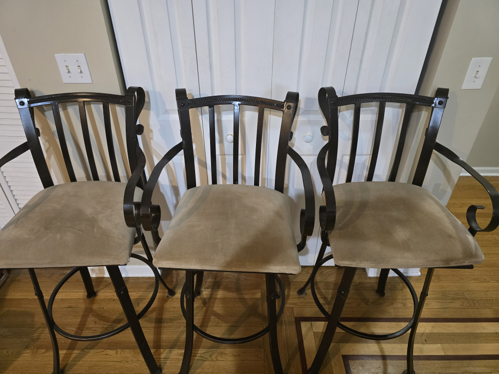 Set of 3 Counter Height Bar Stools - photo 2