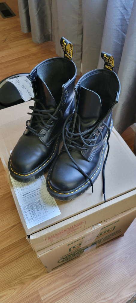Dr. Martens 1460 Bex Black Leather Boots - US 7 - photo 5