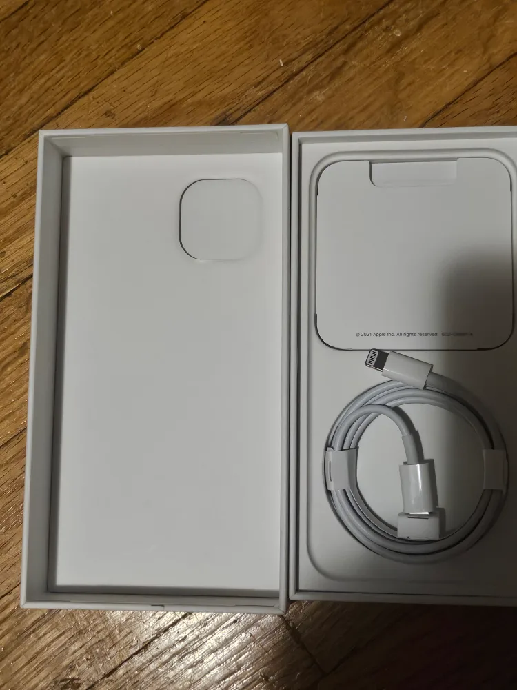 BOX ONLY Apple iPhone 13 Midnight 128GB image indicator(2)