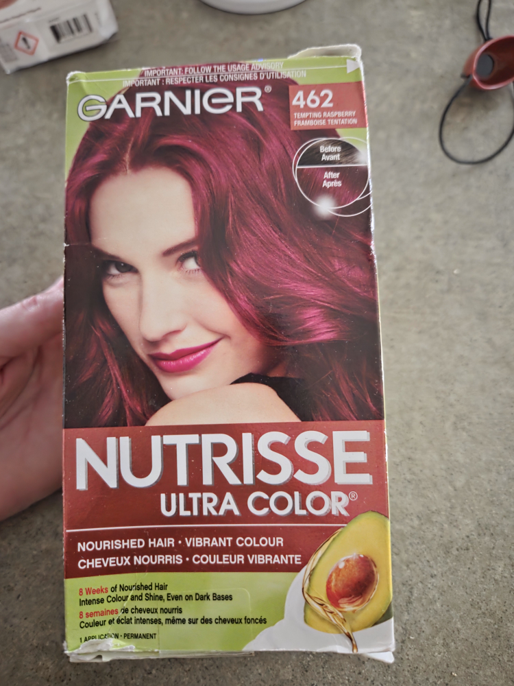 Garnier Nutrisse Ultra Color Hair Dye - 462 Tempting Raspberry