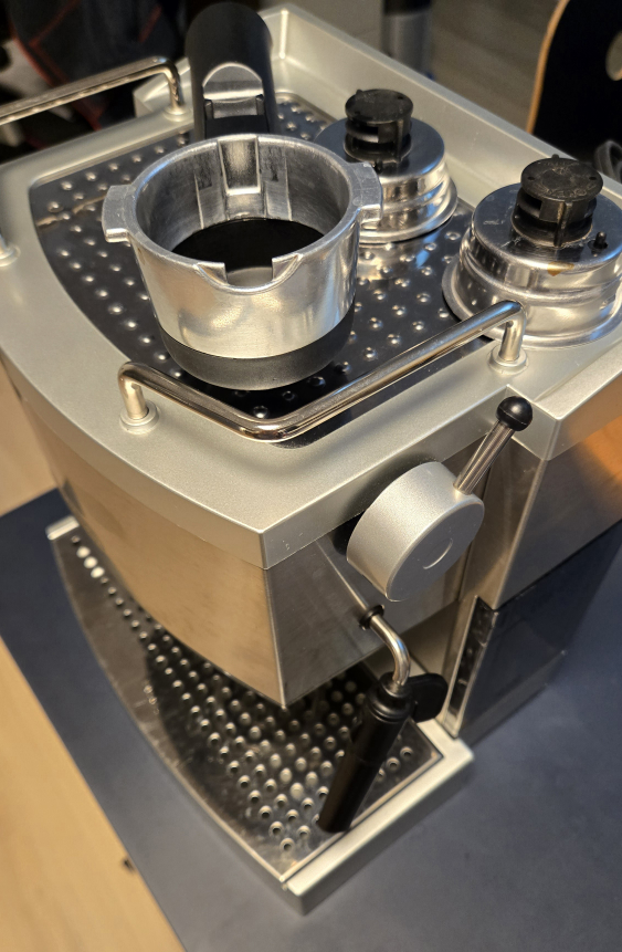 Delonghi espresso maker EC701 - photo 2