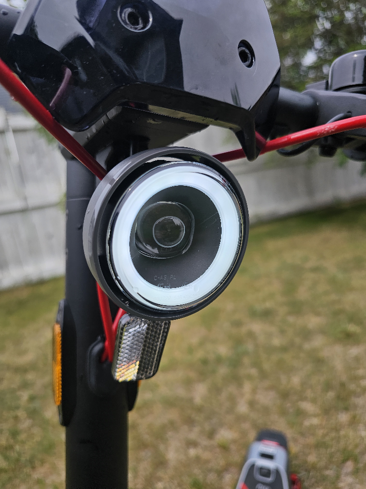 NIU KQi3 Max Electric Scooter - photo 2
