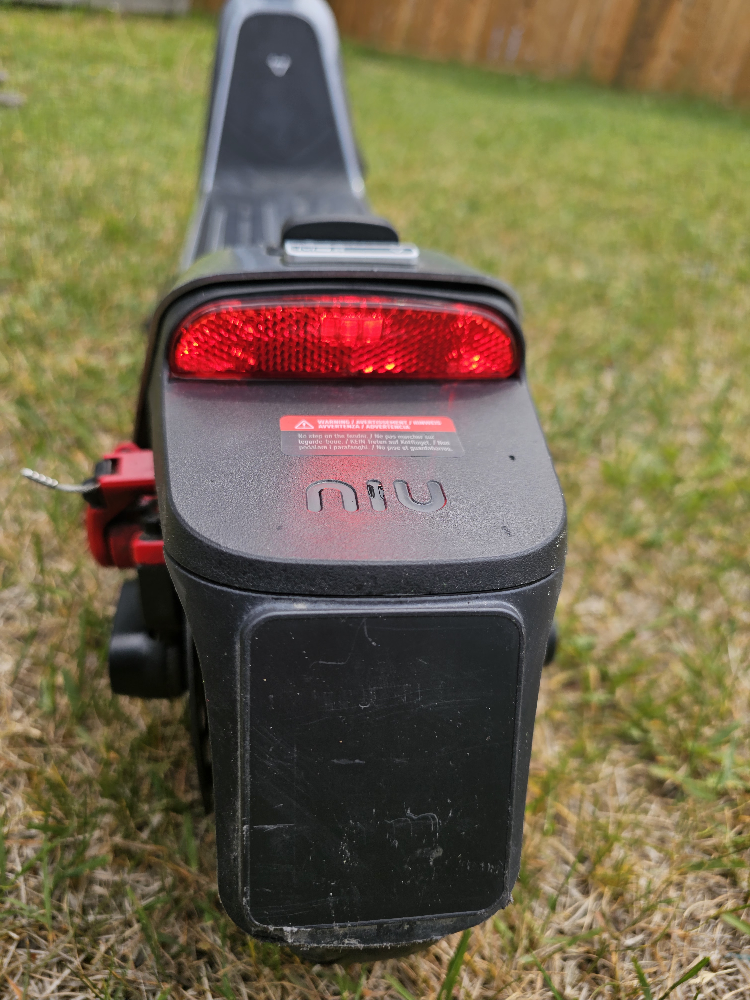 NIU KQi3 Max Electric Scooter - photo 5
