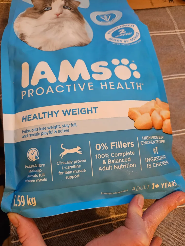 IAMS Proactive Health Healthy Weight Cat Food 1.59kg image indicator(2)