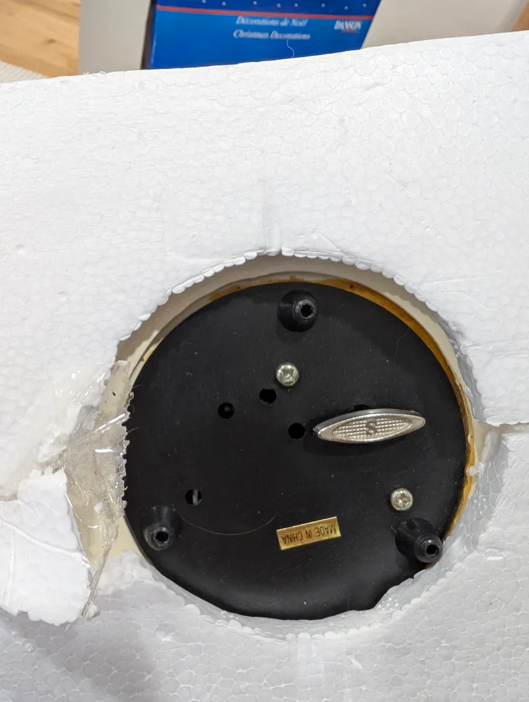 Musical Christmas Snow Globe Danson Decor image indicator(4)